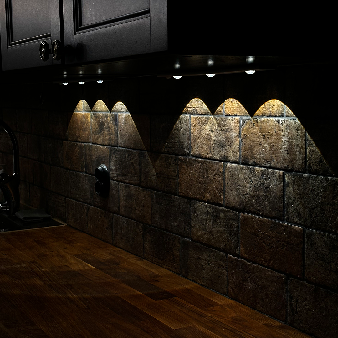 AuraLite™ - Trådlös LED-Lampa